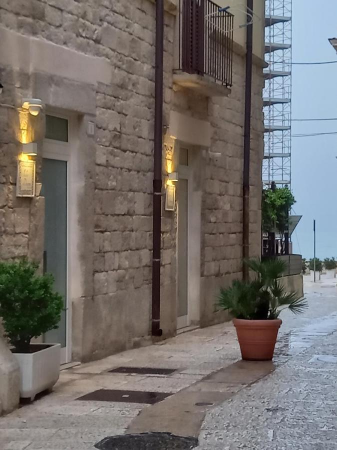 Suite Duomo Trani 6 Bagian luar foto